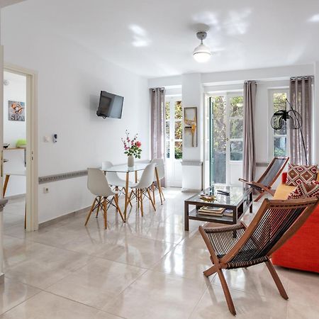 Psiri Gem From In Vivo Apartments- Spacious 1St Floor Apartment With Balcony In Athens' Historic Center Esterno foto
