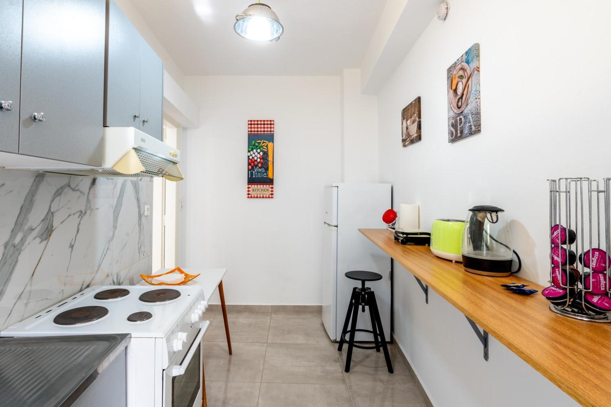 Psiri Gem From In Vivo Apartments- Spacious 1St Floor Apartment With Balcony In Athens' Historic Center Esterno foto