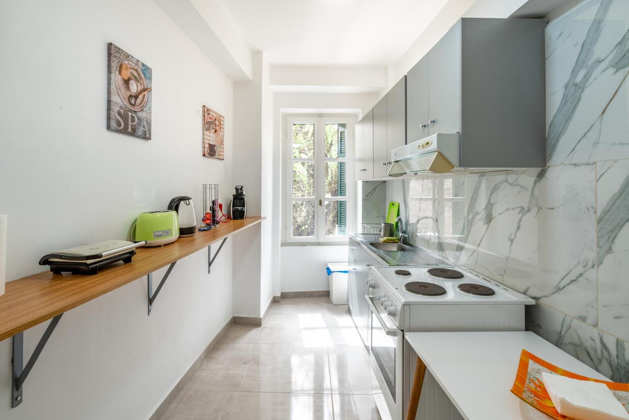 Psiri Gem From In Vivo Apartments- Spacious 1St Floor Apartment With Balcony In Athens' Historic Center Esterno foto